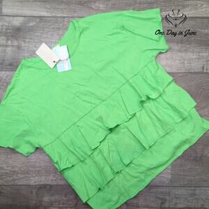 Easel Short Sleeve Tiered Tee Shirt Size S